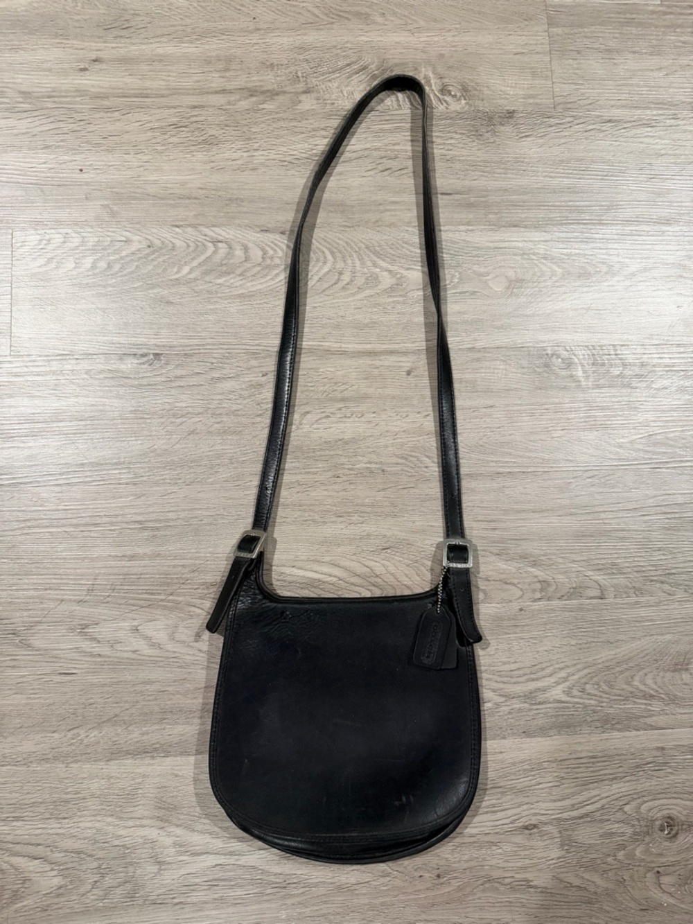 Coach Black Leather Crossbody Shoulder Vintage 9135 Hippie Small Flap Bag Saddle